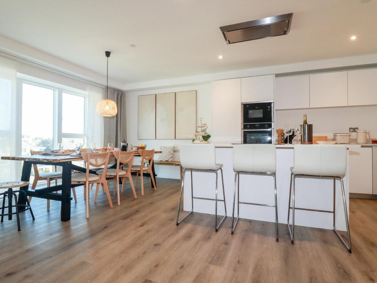 33 Cliff Edge * Newquay (Cornwall)