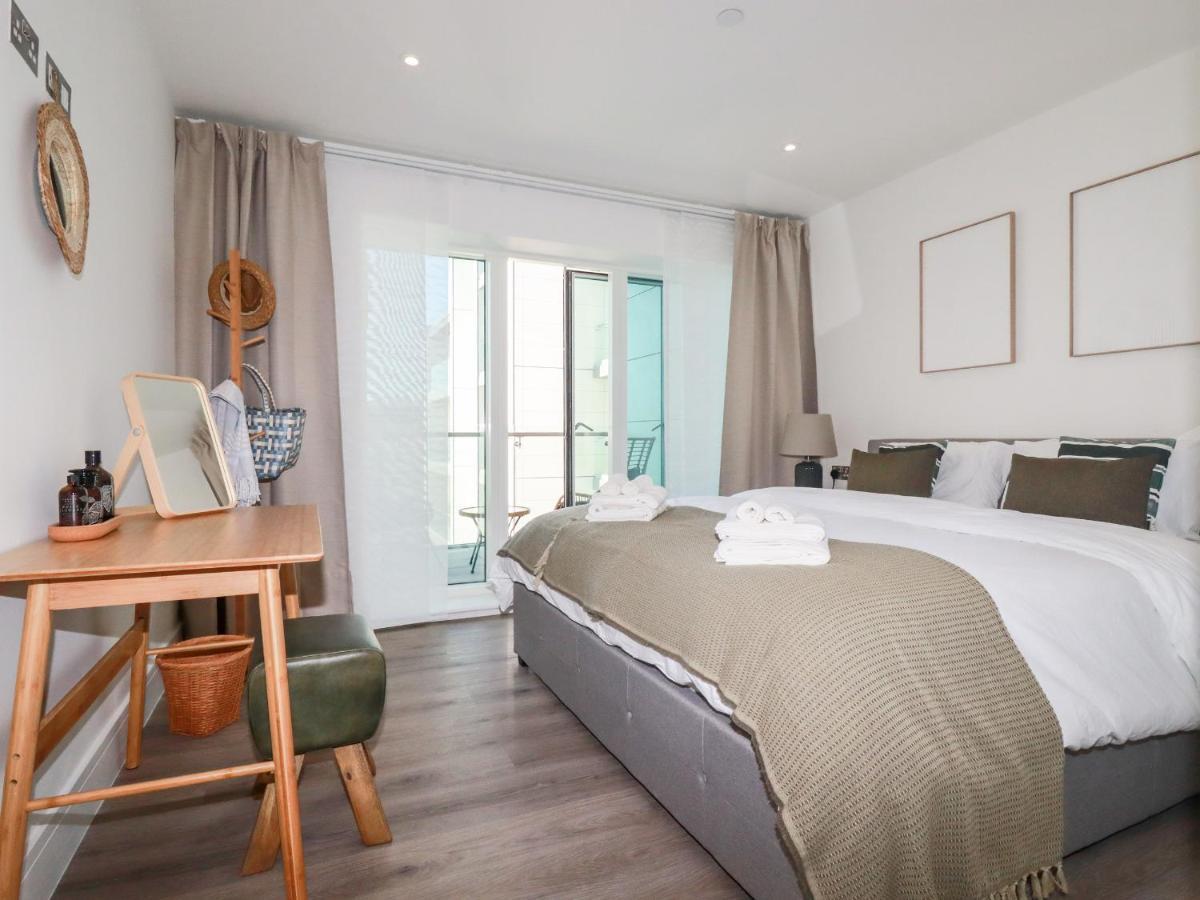 33 Cliff Edge * Newquay (Cornwall)